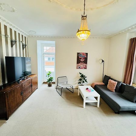 Aday - Villa Firenze - 2 Bedrooms Bright Apartment Aalbor Kültér fotó